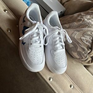 Comes with box brand new